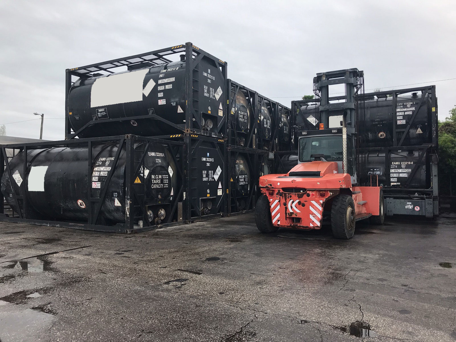 Associated Asphalt international supply tanks